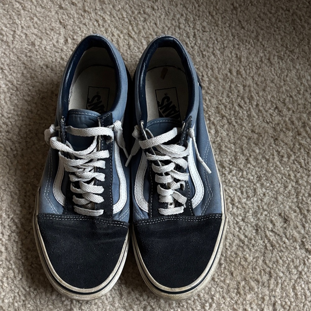 Vans Men's Black and White Sneakers